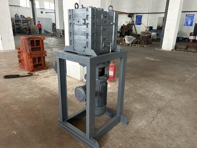 丹瑞機(jī)械設(shè)備研發(fā) 創(chuàng)新驅(qū)動，智造未來